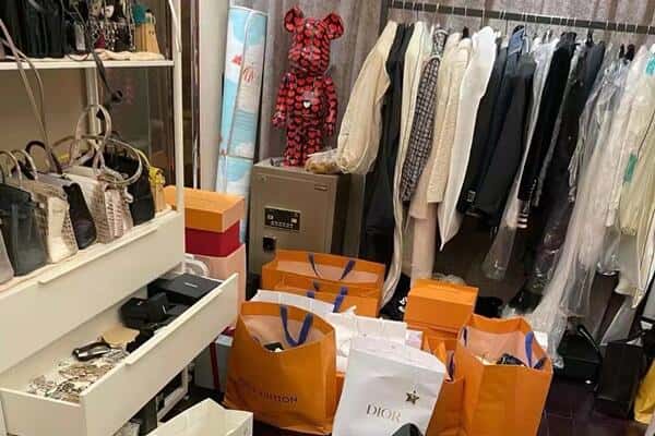 临清市回收一线品牌衣服